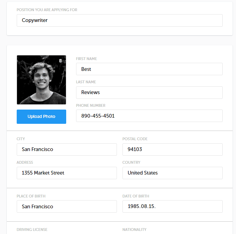 Adding Personal Info in Resume.io